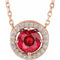 Collier de style halo de 40 cm (16 pouces) en or rose 14 carats, orné d'un rubis de laboratoire rose et de diamants naturels (0,05 carat au total).