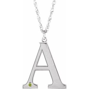 Collier en or blanc 14 carats avec initiale A en péridot imitation gravable, 45,7 cm (18 pouces).