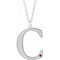 Collier en or blanc 10 carats avec grenat imitation Mozambique à gravure initiale C, 45,7 cm (18 pouces).