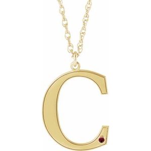 Collier en or jaune 14 carats avec grenat imitation Mozambique gravable, initiale C, 45,7 cm (18 pouces).