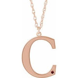 Collier en argent sterling plaqué or rose 14 carats avec initiale C en grenat imitation Mozambique, 45,7 cm (18 pouces).