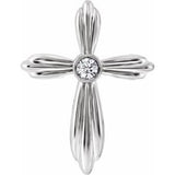 Pendentif croix en platine serti de diamants naturels (0,06 carat au total)
