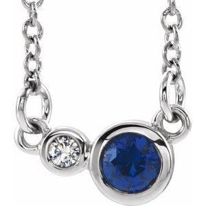 Collier en platine, saphir bleu naturel et diamants naturels (0,02 carat au total), 40 cm (16 pouces).