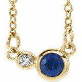 Collier de 40 cm (16 pouces) en or jaune 14 carats, saphir bleu naturel et diamants naturels (0,02 carat au total).