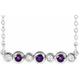 Collier en platine serti clos d'améthystes naturelles et de diamants naturels (0,08 carat au total), 40-45 cm
