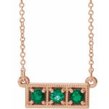 Collier trois pierres en or rose 14 carats serti d'une émeraude de laboratoire (16-18 pouces)