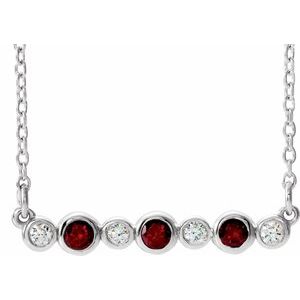 Collier en or 14 carats serti clos de grenat naturel du Mozambique et de diamants naturels (0,08 carat au total), 40-45 cm