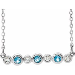 Collier en platine serti clos d'aigue-marine naturelle et de diamants naturels (0,08 carat au total), 40-45 cm