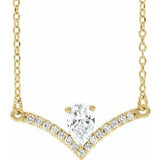 Collier de 45,7 cm (18 pouces) en or jaune 14 carats serti de diamants naturels de 0,0375 carat (3/8 carat au total).