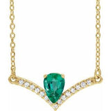Collier de 40 cm (16 pouces) en or jaune 14 carats avec émeraude naturelle et diamants naturels (0,06 carat au total).