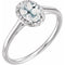 Bague en or blanc 14 carats avec topaze blanche naturelle 7x5 mm et diamants naturels (0,03 carat au total).