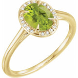 Bague en or jaune 14 carats avec péridot naturel de 8 x 6 mm et diamants naturels (0,04 carat au total).