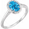 Bague en or blanc 14 carats avec topaze bleue suisse naturelle (8 x 6 mm) et diamants naturels (0,04 carat au total).