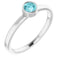 Bague en argent sterling rhodié avec zircon bleu imitation de 4 mm