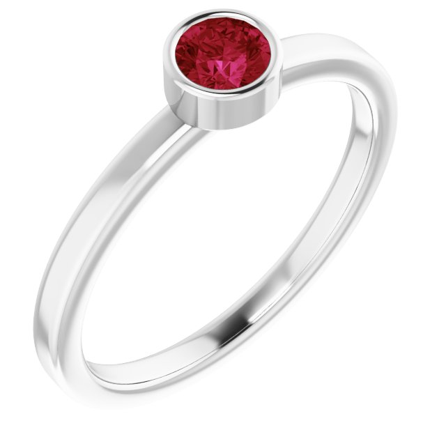Bague en argent sterling rhodié avec rubis d'imitation de 4 mm