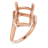 Bague sertie d'une émeraude rose 10K de 12 x 10 mm