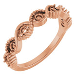 Bague empilable ornée d'une rose 14 carats