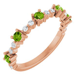 Bague en péridot naturel rose 14 carats et diamant naturel 1/6 CTW