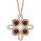Collier trèfle 18 pouces (45,7 cm) en or rose 14 carats, grenat naturel du Mozambique et diamants naturels (0,25 carat au total)