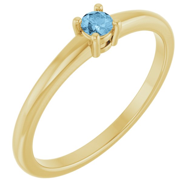 Bague en or jaune 14 carats avec topaze bleu ciel naturelle