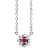 Collier pour enfant de 40 cm (16 pouces) en platine avec rubis cultivés en laboratoire et perles.