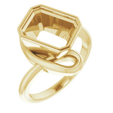 Bague sertie d'une émeraude jaune 10K de 10 x 8 mm