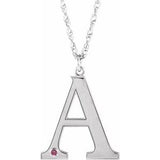 Collier en or blanc 14 carats avec initiale A en tourmaline rose d'imitation gravable, 45,7 cm (18 pouces).