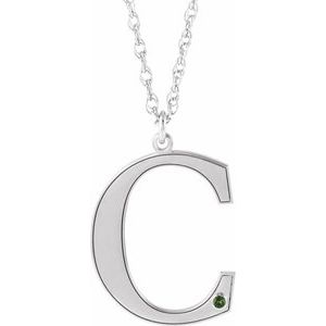 Collier en or blanc 10 carats avec initiale C en péridot imitation gravable, 45,7 cm (18 pouces).