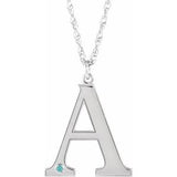 Collier 18 pouces en or blanc 10 carats avec initiale A en zircon bleu imitation gravable (18 pouces).