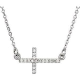 Collier croix latérale en or blanc 14 carats serti de diamants naturels (0,07 carat au total), 40-45 cm (16-18 pouces).