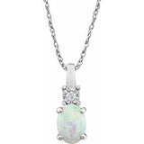 Collier de 45,7 cm (18 pouces) en or 14 carats avec opale blanche de laboratoire et diamant naturel de 0,02 carat.