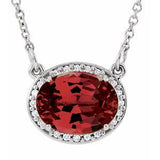 Collier de 42 cm (16 1/2 po) en or 14 carats, grenat naturel blanc du Mozambique et diamants naturels (0,04 carat au total).