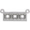 Collier avec pendentif central en or blanc 10 carats, orné d'une barre ronde à trois pierres granulées de 3 mm et de trois mm de diamètre.