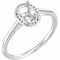 Bague de montage ovale style halo 7x5 mm en or blanc 14 carats