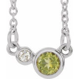 Collier en platine, péridot naturel et diamants naturels (0,02 carat au total), 40 cm (16 pouces).