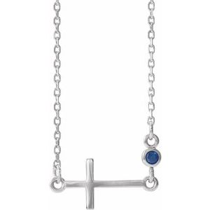 Collier croix latérale en or blanc 14 carats et saphir bleu de laboratoire, 40-45 cm