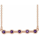 Collier de 40 cm (16 pouces) en or rose 14 carats serti clos d'améthyste naturelle.