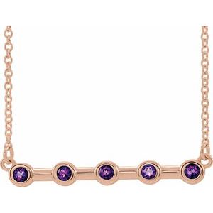 Collier de 45,7 cm (18 pouces) en or rose 14 carats serti clos d'améthyste naturelle.