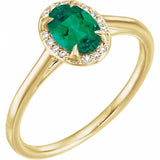 Bague en or 14 carats avec émeraude de laboratoire jaune 7x5 mm et diamants naturels (0,03 carat au total).