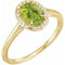 Bague en or jaune 14 carats avec péridot naturel de 8 x 6 mm et diamants naturels (0,04 carat au total).