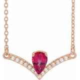 Collier de 45,7 cm (18 pouces) en or rose 14 carats serti d'un rubis de laboratoire rose et de diamants naturels (0,06 carat au total).