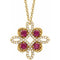 Collier trèfle 18 pouces (45,7 cm) en or 14 carats, rubis de laboratoire jaune et diamants (0,05 carat au total).