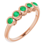 Bague en or rose 14 carats avec émeraude naturelle