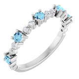 Bague en platine, aigue-marine naturelle et diamants naturels (0,25 carat au total)