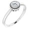 Bague en or blanc 14 carats et saphir blanc naturel