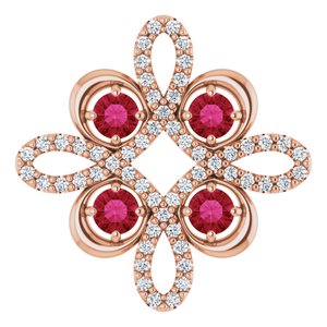 Pendentif trèfle en or rose 14 carats serti d'un rubis de laboratoire et de diamants (0,25 carat au total).