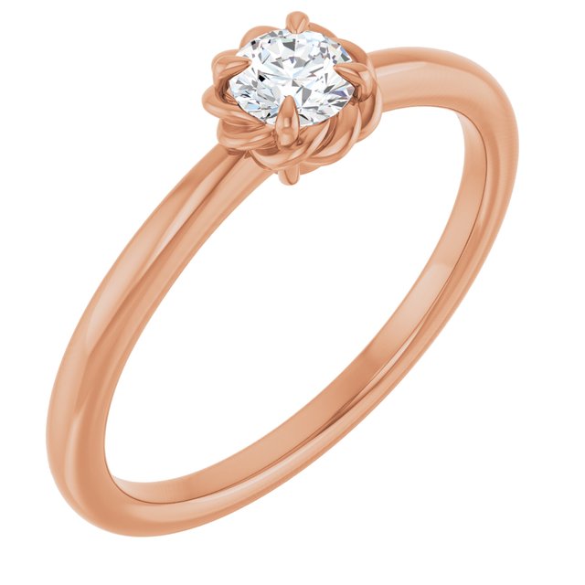Bague solitaire en saphir blanc naturel rose 14 carats sertie d'un cordon.