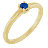 Bague en or jaune 14 carats et saphir bleu naturel